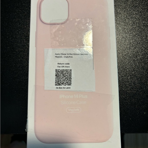 Apple iPhone 14 Plus Silicone Case with MagSafe - Chalk pink - Picture 2 of 2